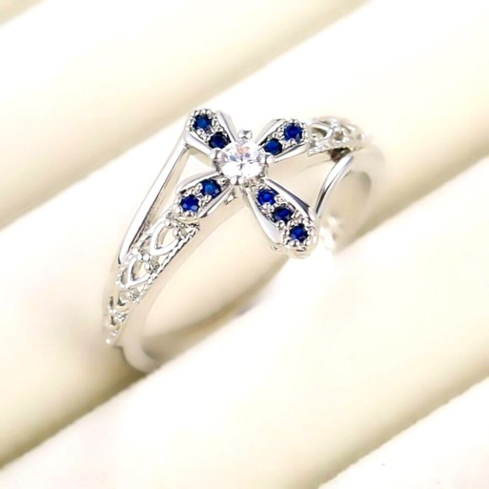 New Beautiful 925 Silver Sim. Blue Sapphire Diamond Ring